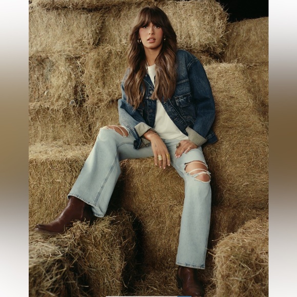 American Eagle Strigid High-Rise Stovepipe Jeans - Picture 4 of 7